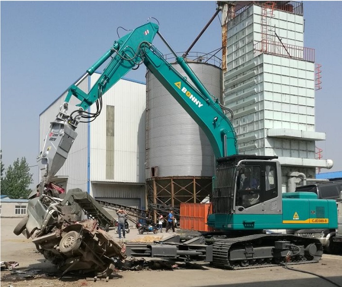 電動報廢汽車拆解機(jī).jpg