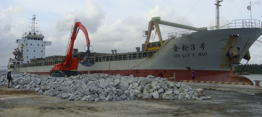 貝殼抓料機.jpg 貝殼抓料機.jpg