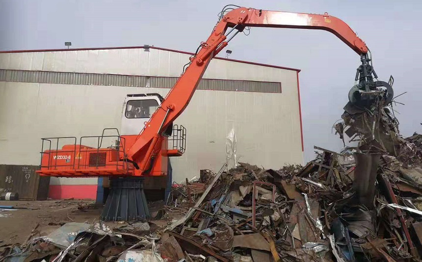 32噸固定抓鋼機.jpg 32噸固定抓鋼機.jpg