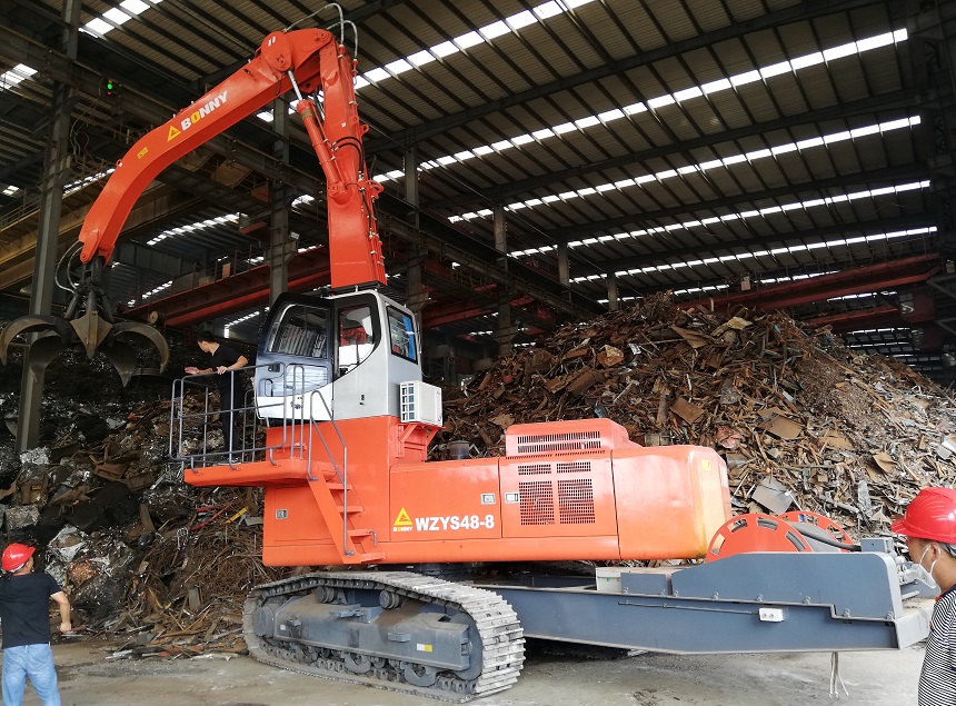 雙動力抓鋼機(jī) 雙動力抓鋼機(jī)