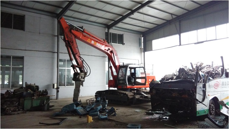 報(bào)廢汽車拆解機(jī) 報(bào)廢汽車拆解機(jī)