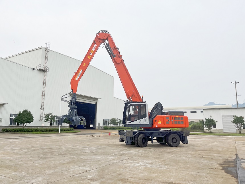 抓鋼機.jpg 抓鋼機.jpg