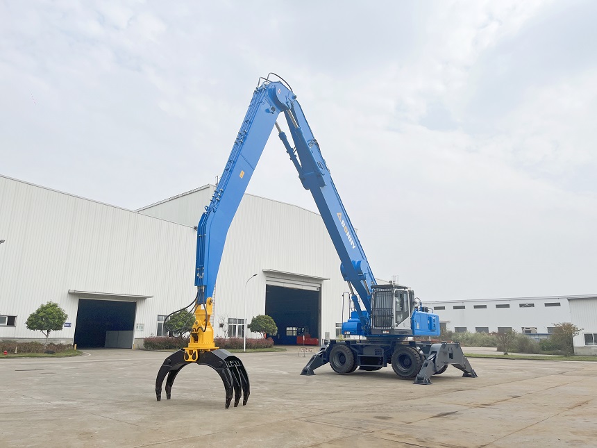 雙動力抓鋼機.jpg 雙動力抓鋼機.jpg