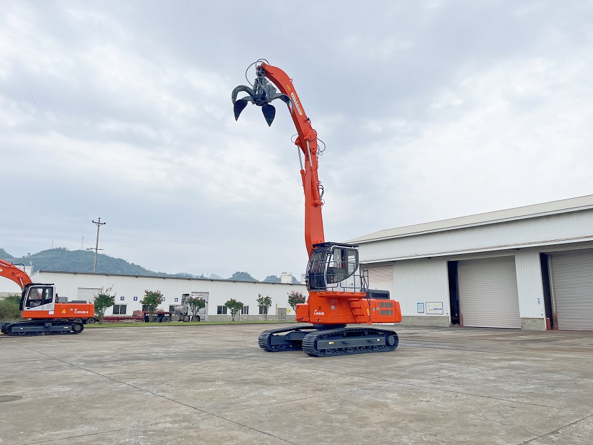 抓鋼機.jpg 抓鋼機.jpg