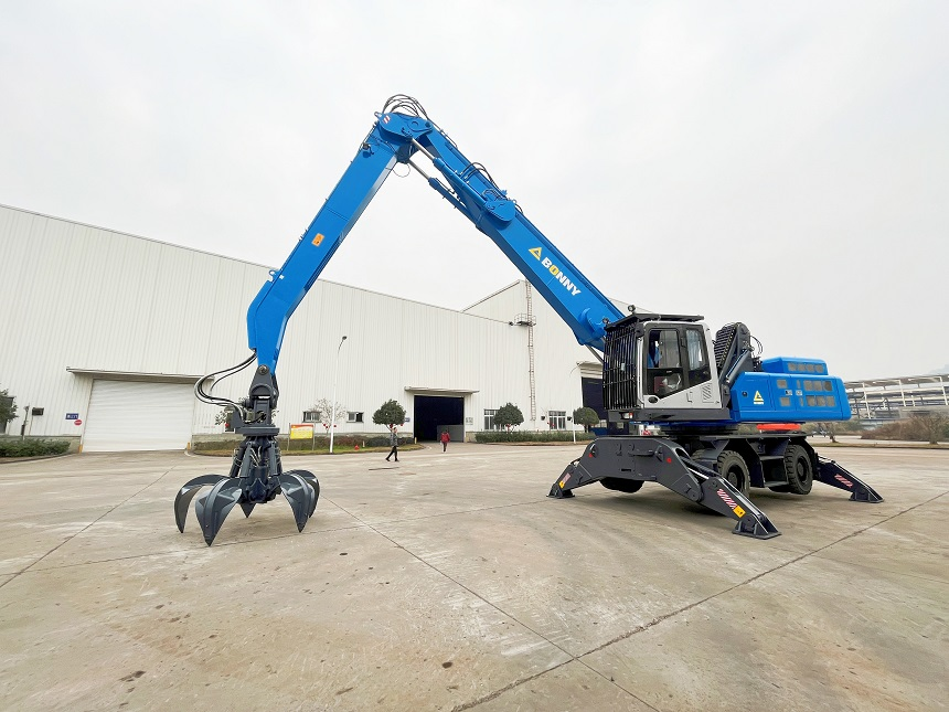 抓料機(jī).png 抓料機(jī).png