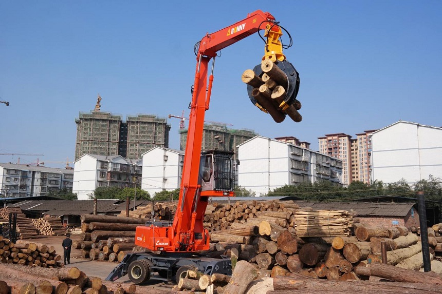 抓料機(jī).jpg 抓料機(jī).jpg