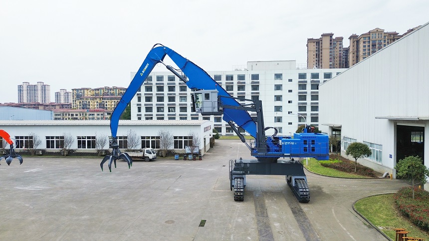 抓料機.jpg 抓料機.jpg