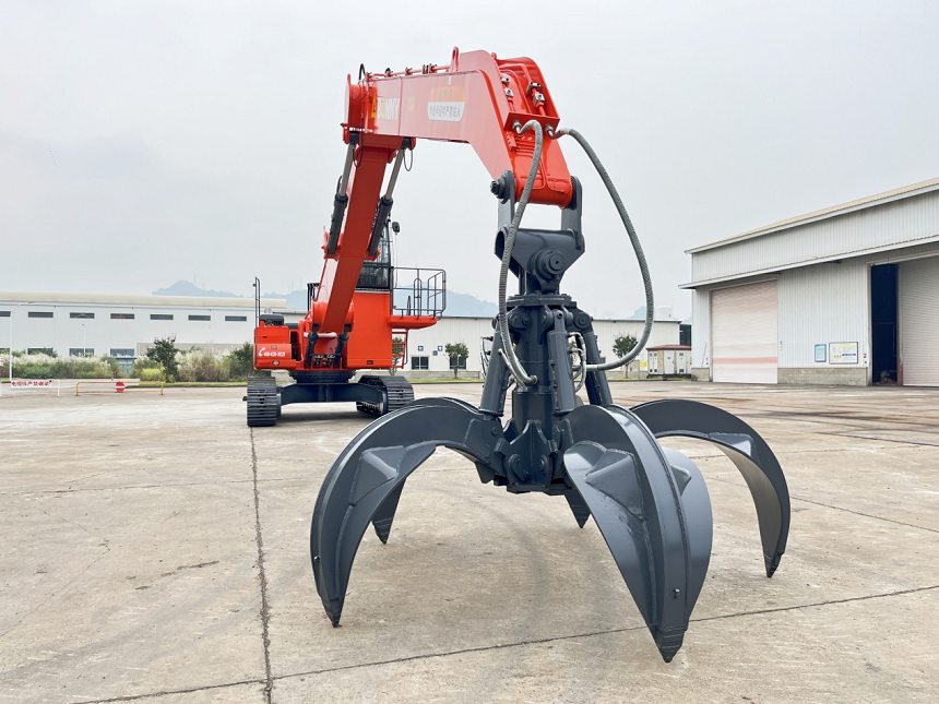 抓鋼機(jī).png 抓鋼機(jī).png